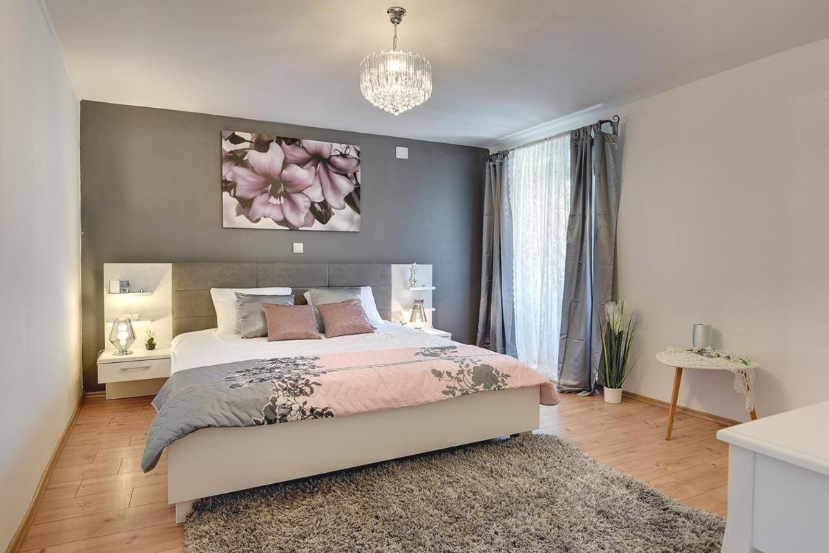 Villa Micol Gajana 外观 照片