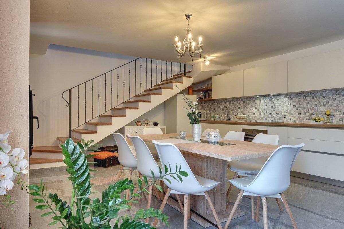 Villa Micol Gajana 外观 照片
