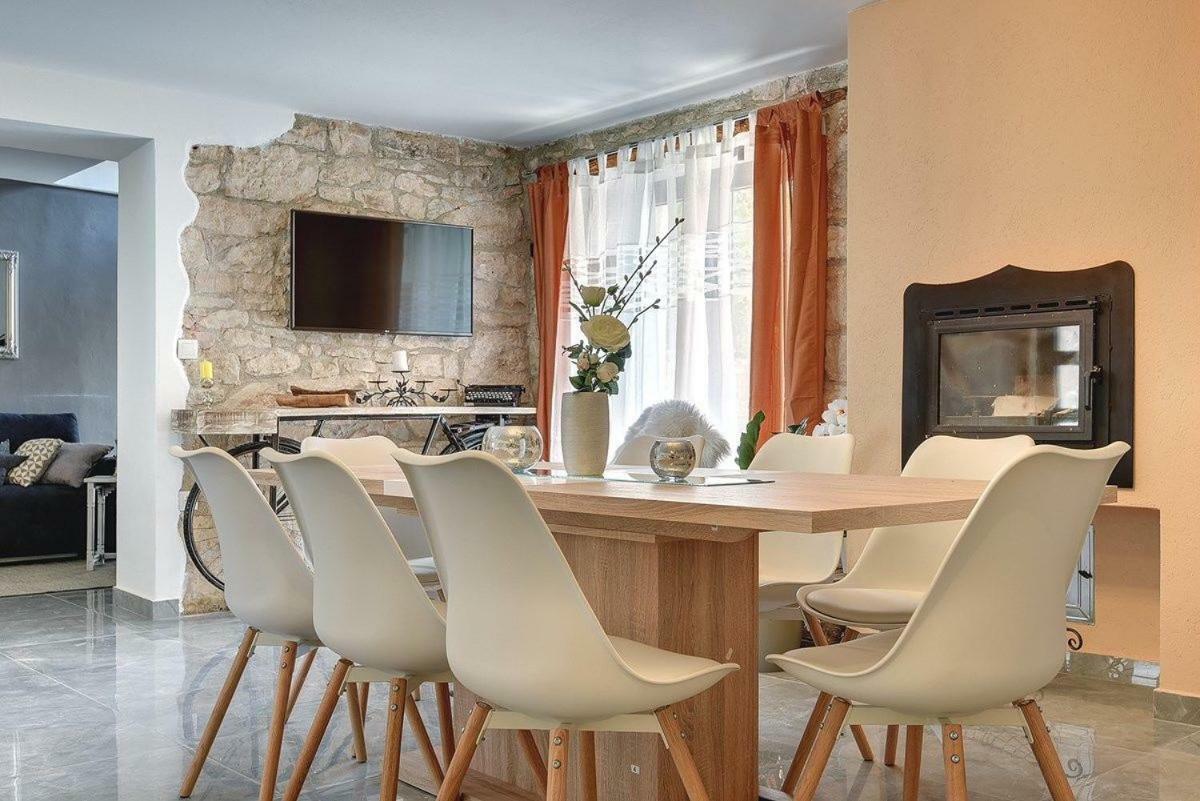Villa Micol Gajana 外观 照片